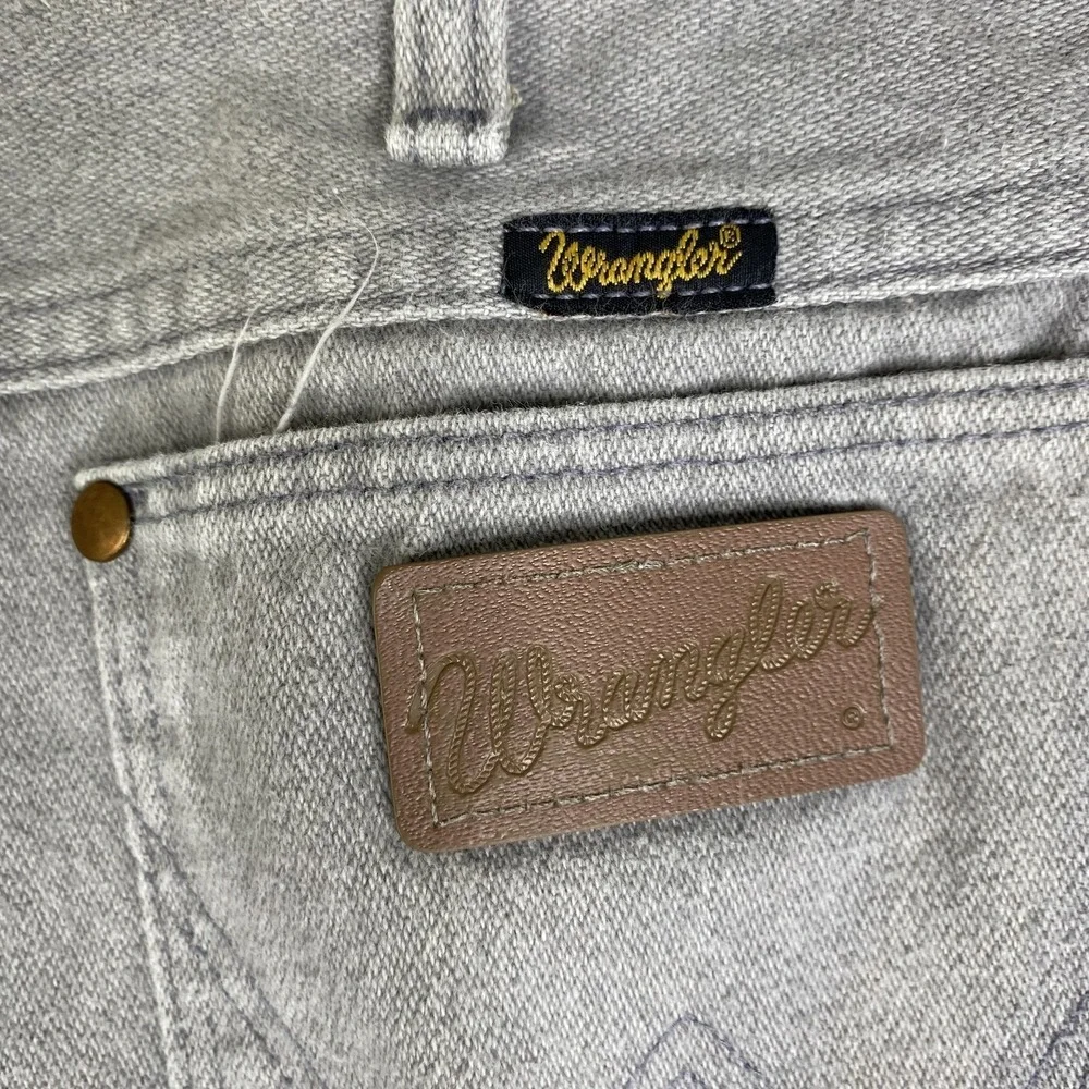 Vintage Wrangler Jeans Mens 30x30 Gray Straight Leg Light Wash Denim USA 9366GRY